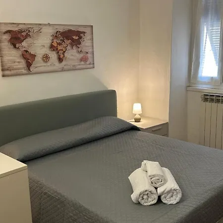 Hogar Sanguineti شقة